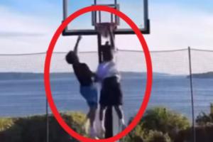 先上一课🤣地表最强175小托马斯跳起单臂隔扣儿子将其扣翻在地