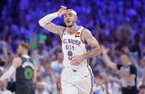 卡鲁索：进总决赛绝非易事 没有人可以不劳而获 夺冠才是巅峰