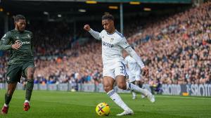 罗马诺：贝蒂斯夏窗要买左后卫，尝试签回菲尔波