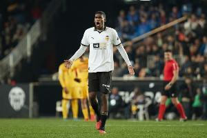 记者：莫斯克拉经纪人与瓦伦西亚讨论球员未来，莱比锡准备报价