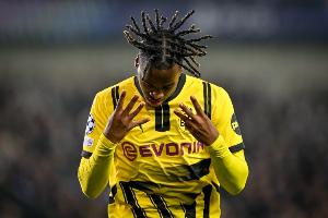 记者：切尔西5000万报价再被拒，多特对吉滕斯要价6500万欧