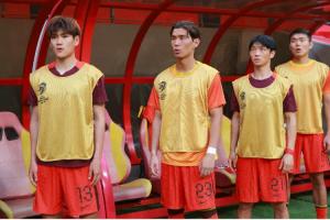 侯永永：小时候母亲就教会我唱国歌 那声“为国征战”我等了太久