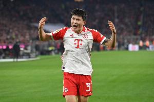 记者：利雅得胜利推动引进金玟哉交易，球员希望转会