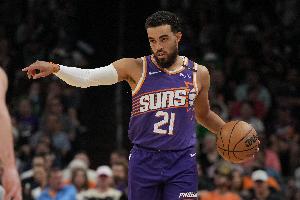 美记：泰厄斯-琼斯预计会吸引多队关注 他可能再签一份老将底薪