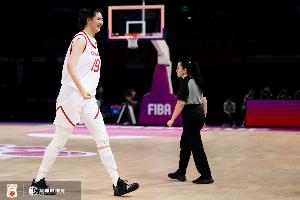 中国女篮半场领先波黑23分！张子宇首节3分钟8分&次节未出战