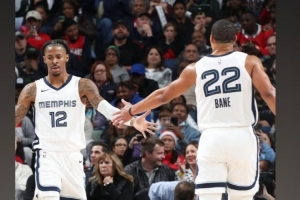 莫兰特晒合照告别贝恩：我们仍是永远的好兄弟 去变得伟大吧！