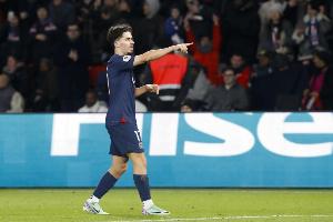 跨越9600公里&击溃马竞！队报：维蒂尼亚领衔的巴黎中场势不可挡