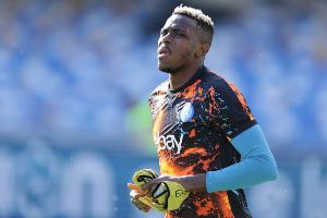 罗马诺：利雅得新月没有放弃引进奥斯梅恩，计划向球员提交新报价