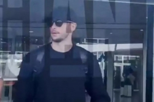 每体：霍安-加西亚返回巴塞罗那，即将与巴萨完成签约和官宣