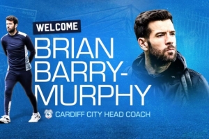 官方：莱斯特城技术教练巴里-墨菲出任卡迪夫城新帅，签三年合同