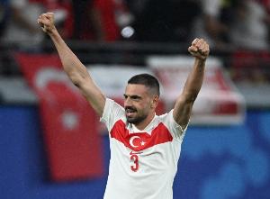 罗马诺：费内巴切和马竞问询过德米拉尔，但他今夏会留在吉达国民