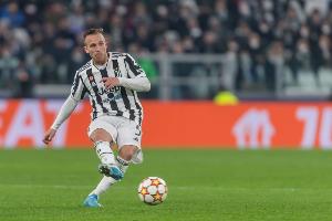 斯基拉：赫罗纳正在努力，以租借附带购买选择权方式留下阿图尔