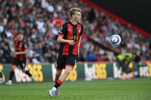 怀森是上赛季英超仅两人之一：进球5+、拦截50+、传球1250+