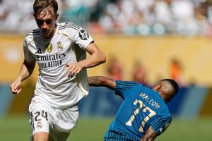 战平新月无缘开门红，你如何评价阿隆索执教皇马的首场比赛？