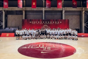 2025耐克全亚洲篮球训练营收官 王博&邱彪参与日常训练指导