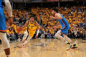 弗莱：真没想到步行者能攻防两端强势压制雷霆 之前真是看走眼了