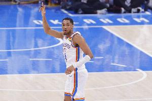 外线哑火！雷霆半场三分11投仅1中 命中率只有9.1%😑