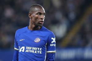 记者：尤文对杰克逊保持观望，需先了解弗拉霍维奇和穆阿尼的未来