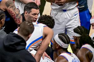 亚历山大：人们不了解教练和管理层幕后的付出 他们理应获得认可