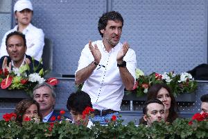 💍马卡：西班牙足协试探性接触劳尔 希望他9月份接手U21国家队