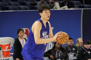 B/R最新一期模拟选秀：杨瀚森在第39顺位被猛龙选中！