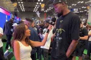 杜兰特：我感觉太阳球迷也希望我走 我们各自前进&希望他们好运