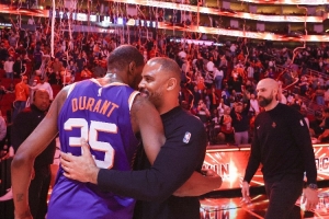 Stein：杜兰特与乌度卡私交甚好 后者是促成交易的关键人物之一