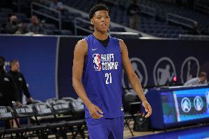 乔治谈贝利未为任何球队试训：你没资格提出这么多要求