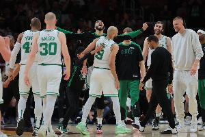 鲍仁君：下个赛季以及下下个赛季 凯尔特人都告别夺冠行列了