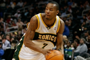 巴朗-戴维斯：选秀去对的球队更重要 刘易斯掉到次轮但成了球星