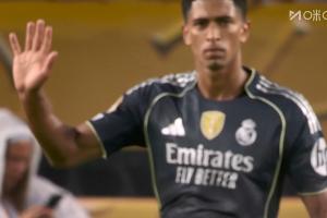 皇马险丢球！贝林后场被断球反击，萨尔茨堡替补球员禁区射门打高