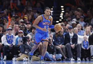 雷记调侃狄龙-琼斯日将变尴尬😝俄城市长：不同意 他们都是冠军