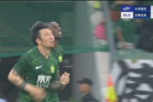 反超！张玉宁造点张稀哲操刀命中，国安第83分钟2-1反超玉昆