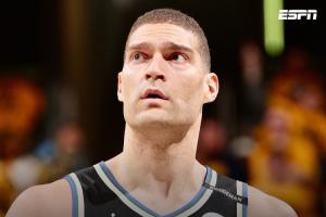 冠军中锋来了😜Shams：布鲁克-洛佩斯2年1800万加盟快船！