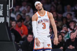 没啥动静！哈特抱怨：现在是6点01分了还没任何交易 这是怎么了？