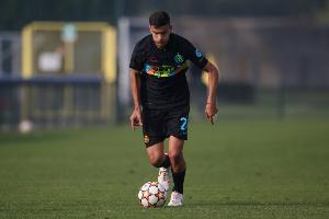 迪马：热那亚准备租借中场卡博尼做轮换，国米等世俱杯后再决定