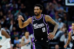 名记：国王想将蒙克纳入库明加先签后换交易中 但勇士暂无计划