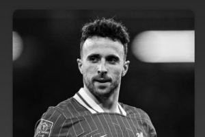 苏亚雷斯更新社交媒体悼念若塔：😔🙏