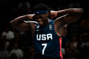 迪班萨砍全场最高分22分！带领美国U19男篮险胜加拿大晋级四强！