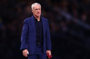 队报：德尚本周三前往美国，现场观看巴黎对阵皇马的世俱杯半决赛