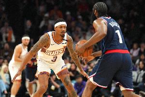 NBC体育记者：交易鲍威尔是比尔签约快船的前兆 后者能辅佐哈登