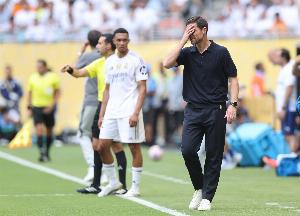 电视六台：由于暴风雨预警，皇马前往纽约的航班能否顺利起飞存疑