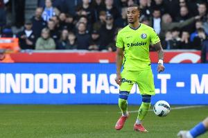 记者：米兰近一年多非常关注A-布朗，最近几小时双方也保持着联系