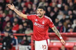 邮报：吉布斯-怀特已回森林进行训练 森林向英超投诉热刺违规接触