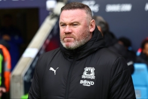 皮尔斯：鲁尼做评论员会很不错，但说不定一年后他又想执教了