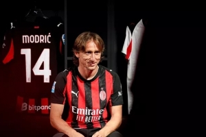 莫德里奇：我希望继续踢高水平的足球，米兰是欧洲最大俱乐部之一