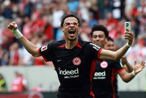 记者：利物浦与埃基蒂克谈妥个人条款，接近与法兰克福达成协议