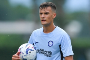 记者：国米小将斯坦科维奇转会布鲁日即将达交易，转会费1000万欧