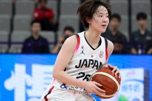 三分球9中5！记者：想去WNBA吗 田中心：还没想好未来要不要留洋