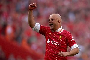 伟大的电话！利物浦今夏4笔重磅引援，均由斯洛特说服球员加盟